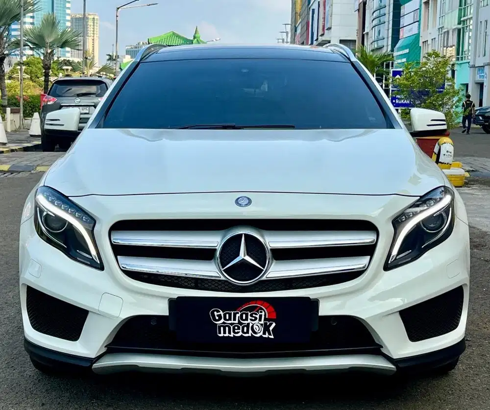 Mercedes Benz Mercy GLA200 GLA 200 Sport AMG 2015 Antik Low KM Murah