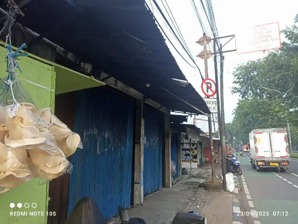 Dijual cepat kios tmpt usaha pnggir jlan tembs bekasi,SHM an sendiri