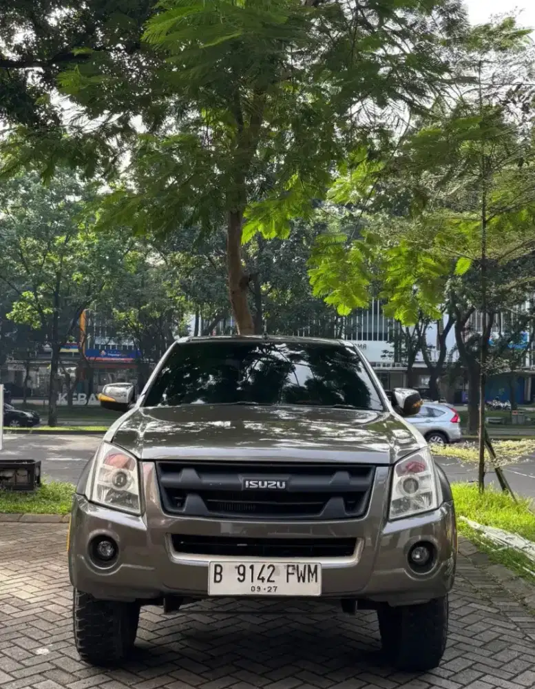 Isuzu D-Max rodeo 3.0  tfs 85hd 4x4 tahun 2012
