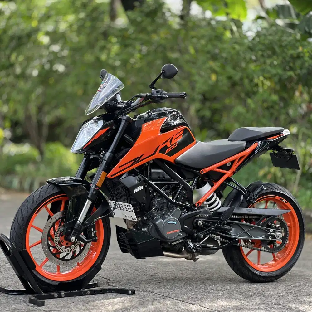 KTM DUKE 200 ABS 2023 ORANGE KM 5K PAJAK PANJANG LIKE NEW