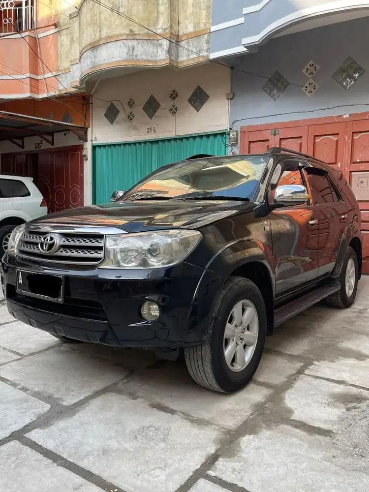 Toyota Fortuner 2.5 G Automatic 2011