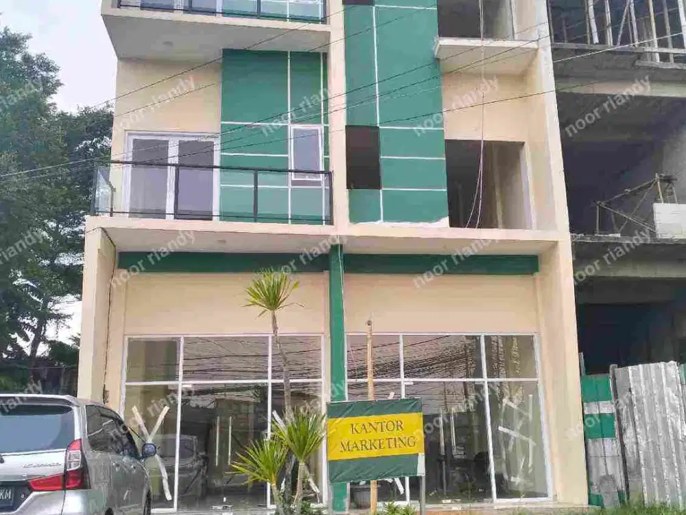 DI JUAL RUKO BARU 3,5 LANTAI ADA ROOTOOF BISA KPR  DI RADAR AURI CIMANGGIS DEPOK
