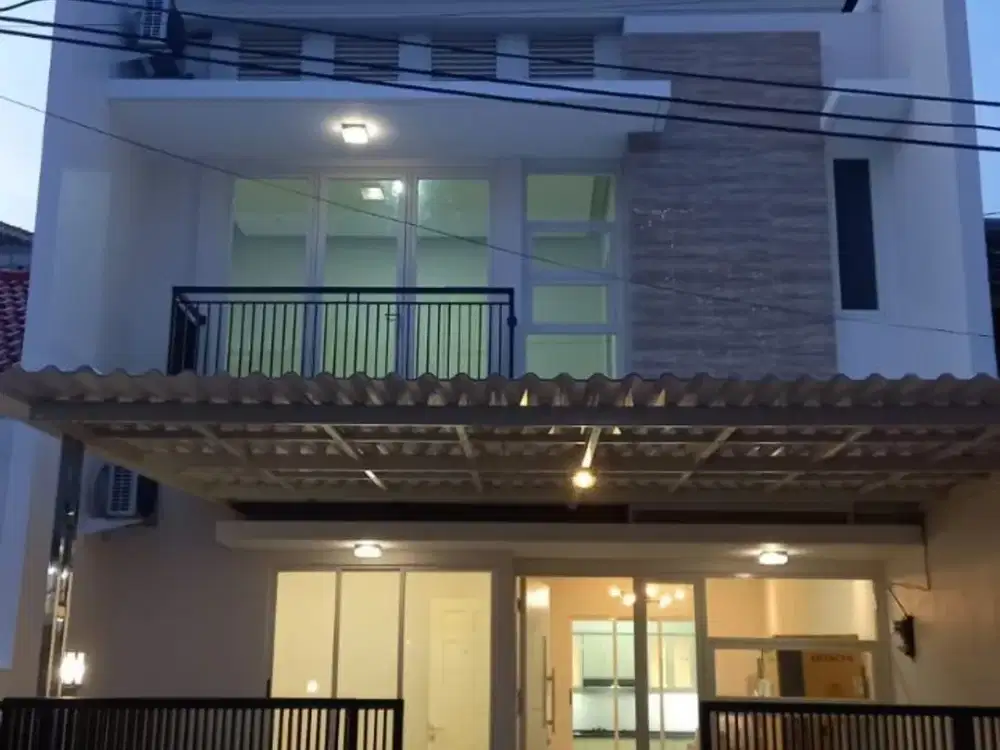 Rumah Pakuwon City Griya Asri NEW GRESS MINIMALIS MODERN STRATEGIS