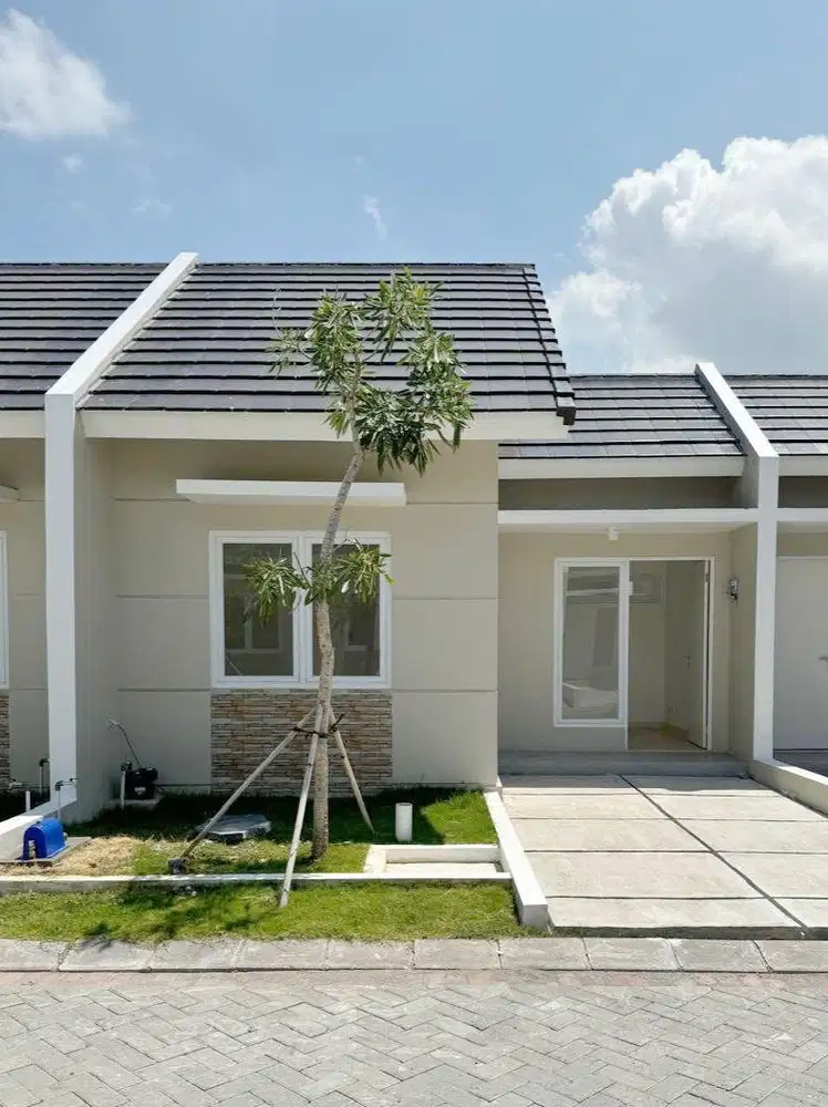 Disewakan Rumah Baru Gress Akr Gem City Garnet Manyar Gresik