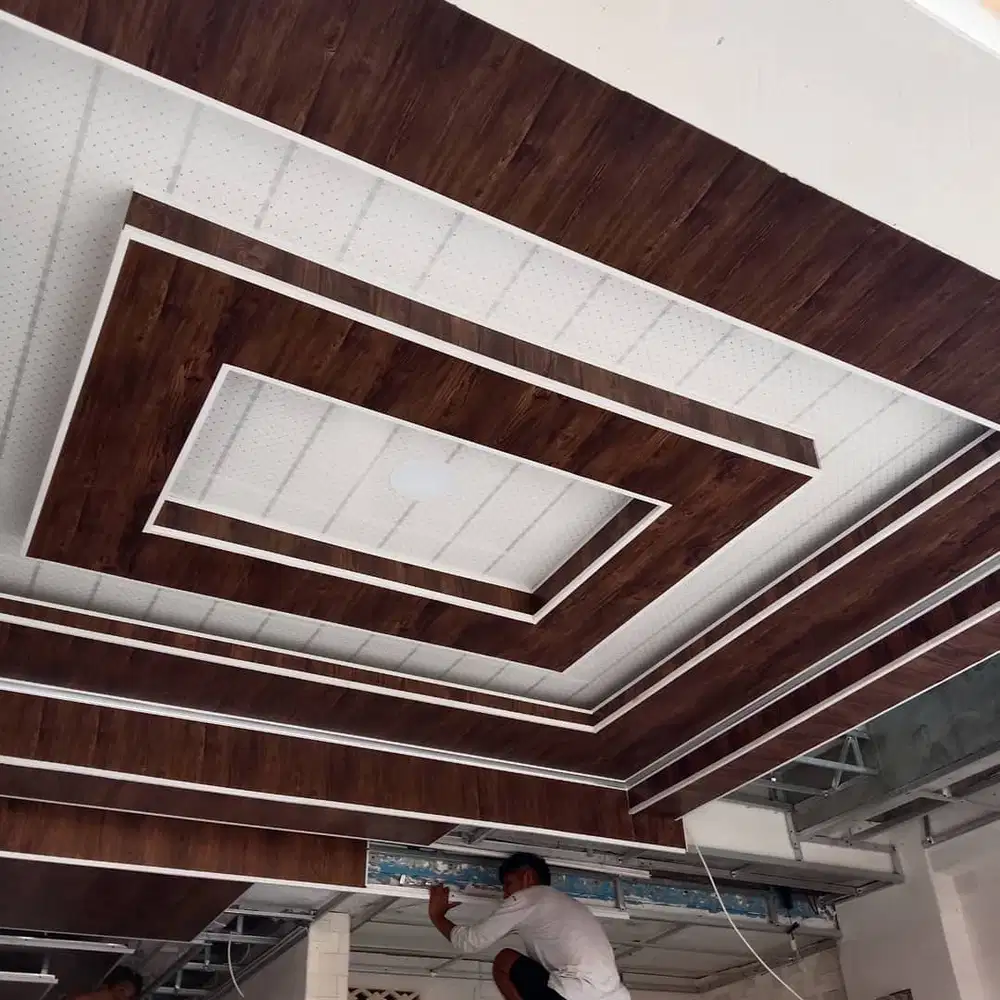 Partisi Jasa Tukang Pasang Wall Moulding Sekat Plafon PVC GRC Gypsum