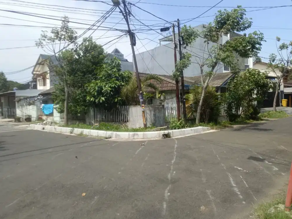 Rumah Harga Termurah Perlu Renovasi  Dalam Komplek Pesanggrahan Permai Dekat Akses Tol di Jaksel