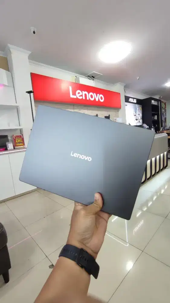 Lenovo IdeaPad Slim 5 14IAH10 1PID