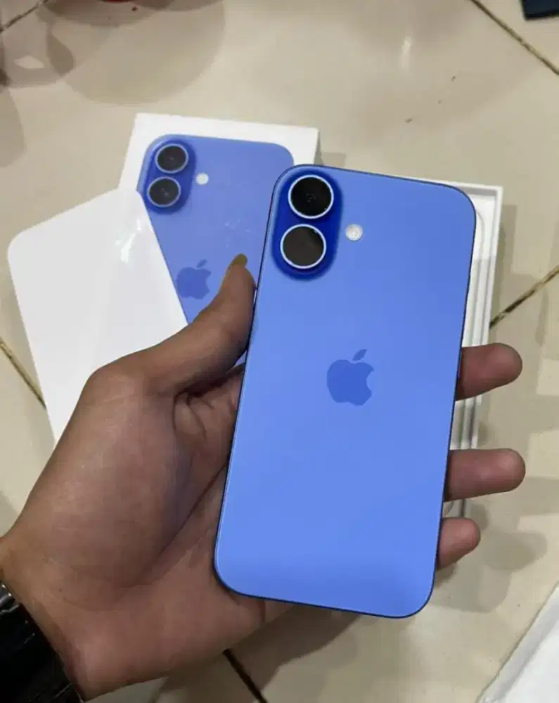 iPhone 16/128 IBox blue garansi on September 2026