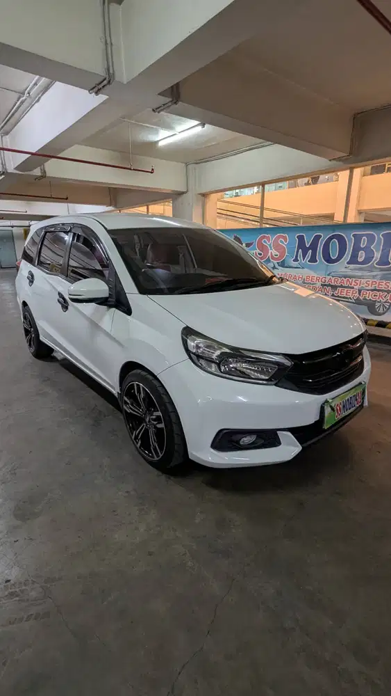 Mobilio E 2018 MT Facelift AC Dobel Favorit