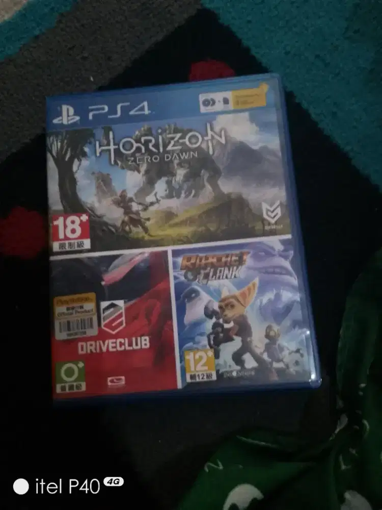 Kaset PS4 original Horizon Zero Dawn pemakaian 4 bulan

Nego halus