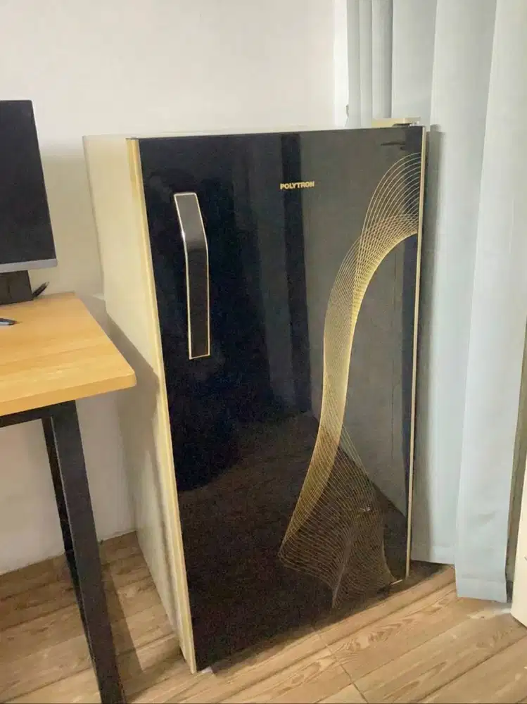 Kulkas 1 pintu polytron