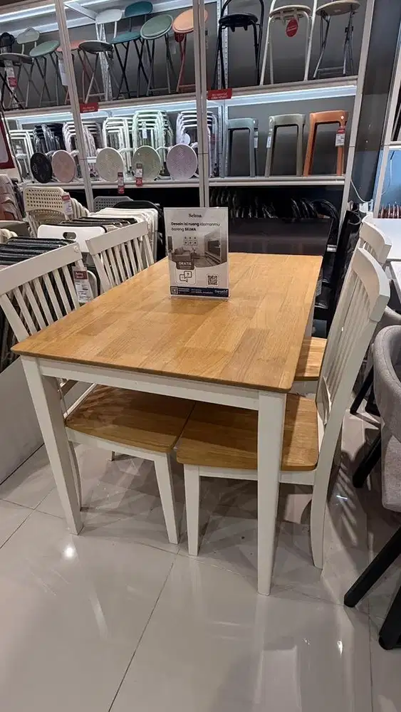 Set meja makan minimalis