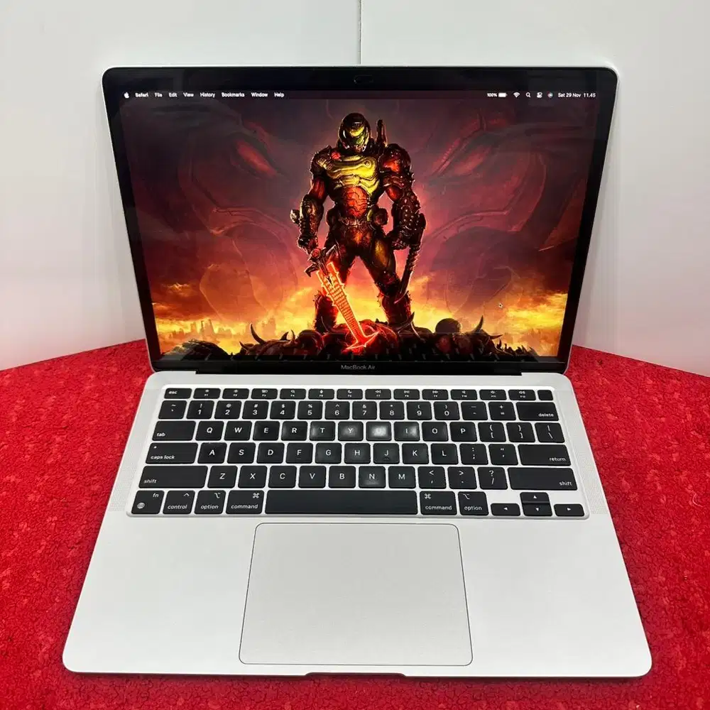 Macbook Air 13 inch Retina,2020 M1 MGN93