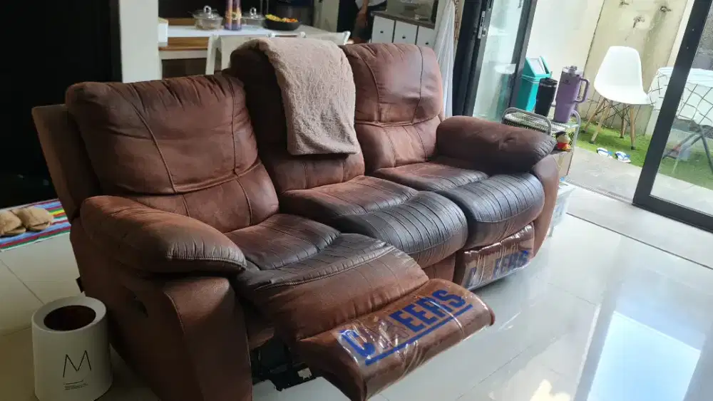Sofa nonton tv 3 seater informa bahan fabric