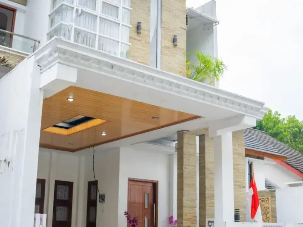 Dijual rumah mewah Gerbang depan Ukiran full furnish Akses +- 500m Dekat Jalan Provinsi..jl.wates , balecatur, gamping