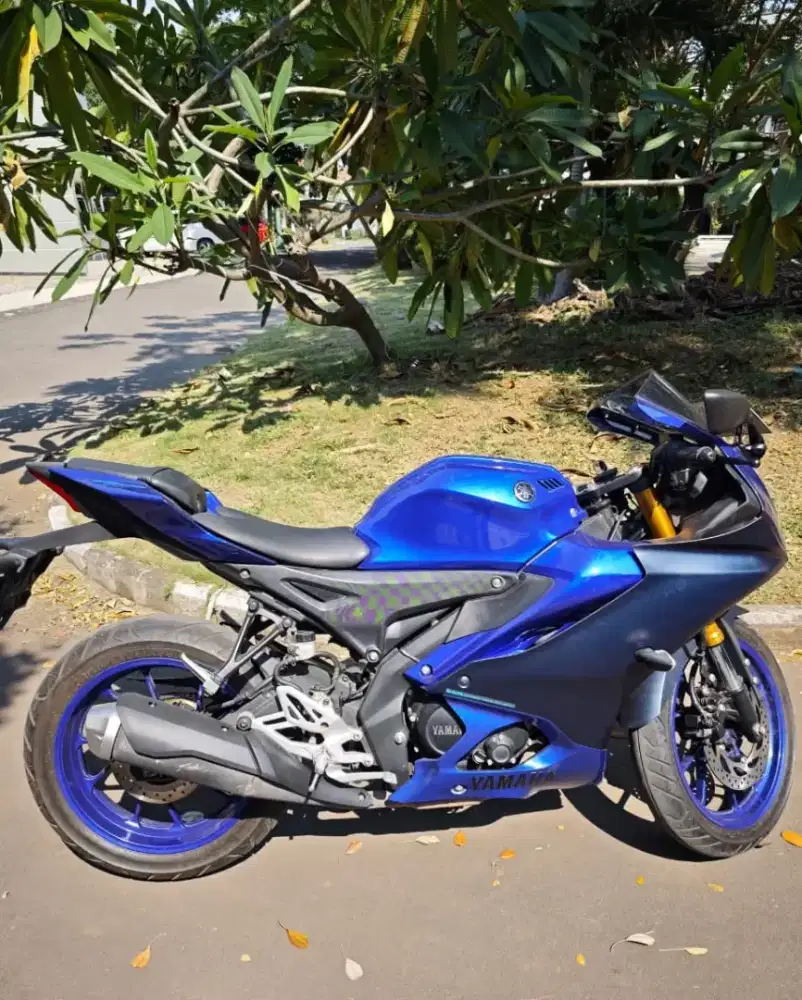 Dijual cepat, Motor R15 V4 Tahun 2022