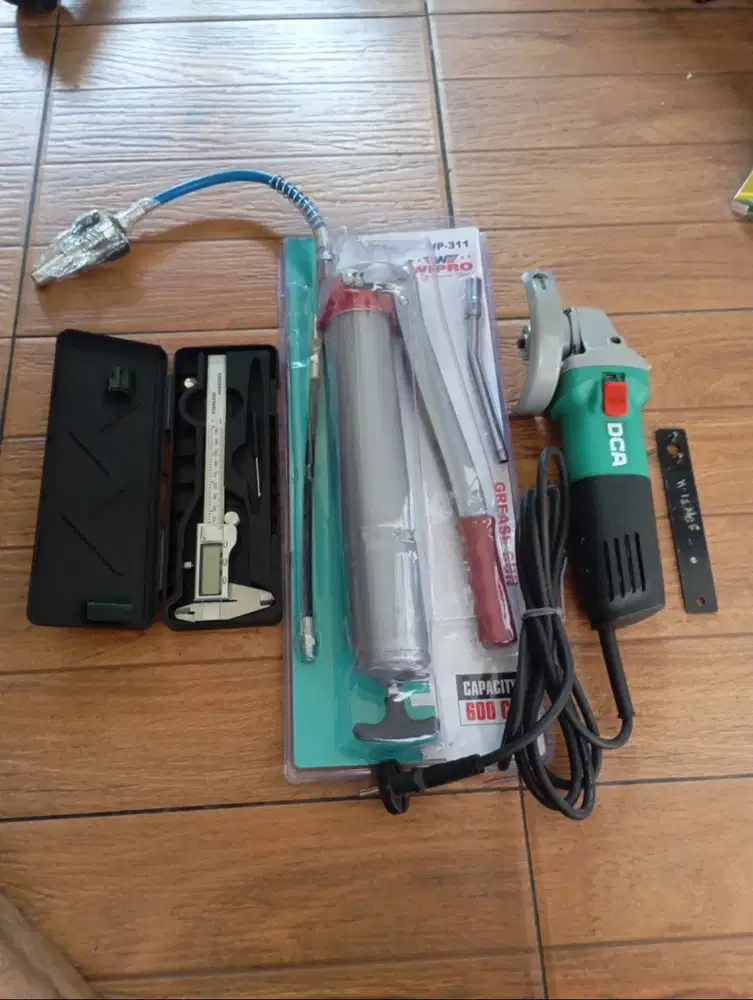 Gerinda , Jangka Sorong , Grease Gun