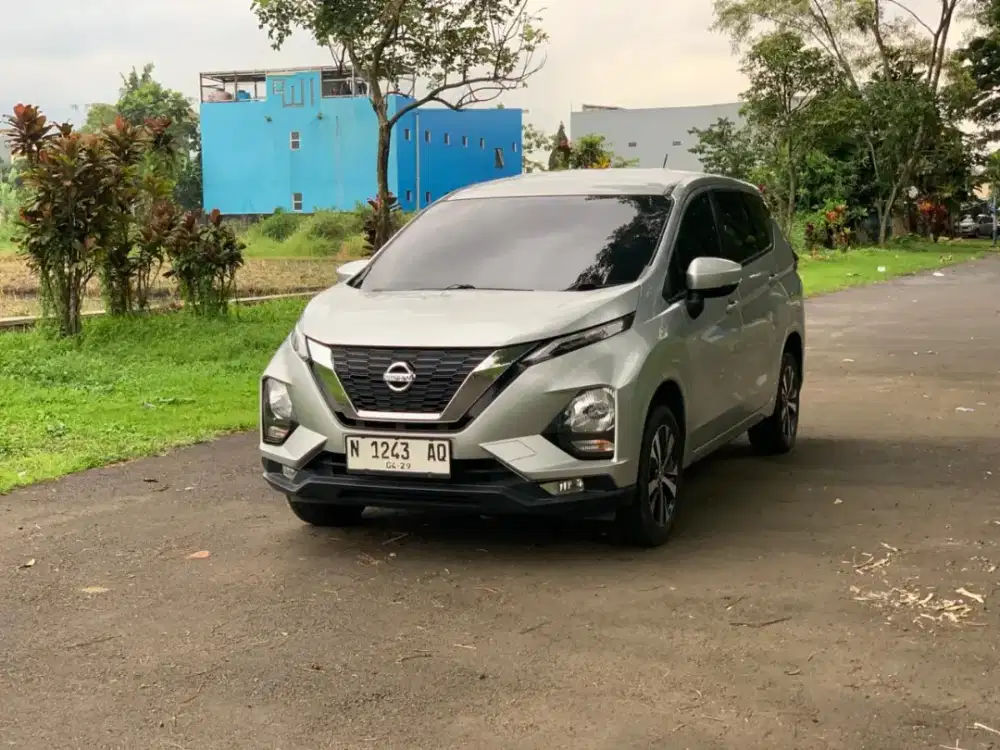 Di Jual Livina VE AT 2019