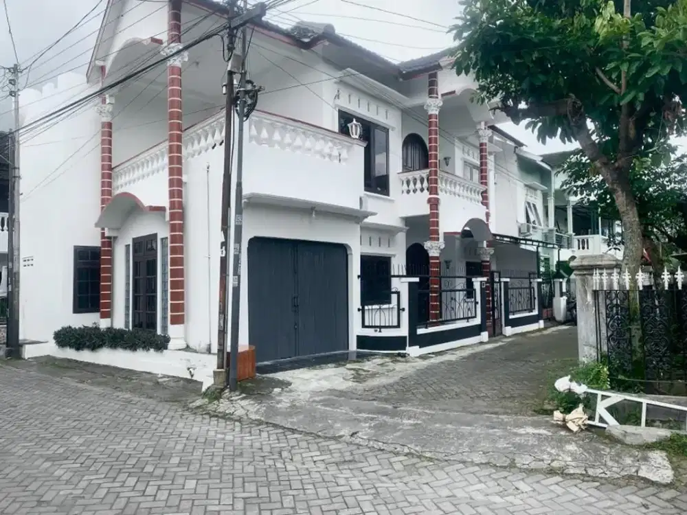 Dijual rumah mewah hook dan menarik didalam perumahan lokasi sangat strategis dekat kampus UMY,UNISA,FASUM