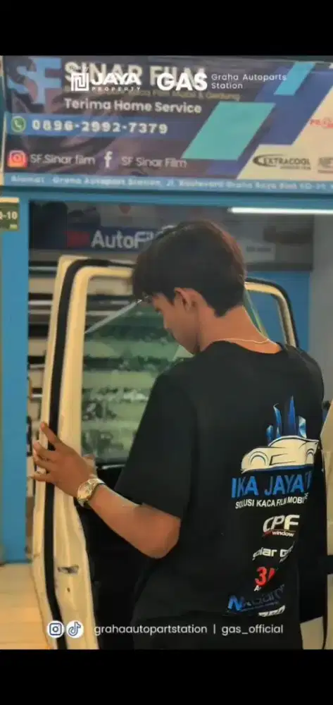 Kaca film mobil dan gedung