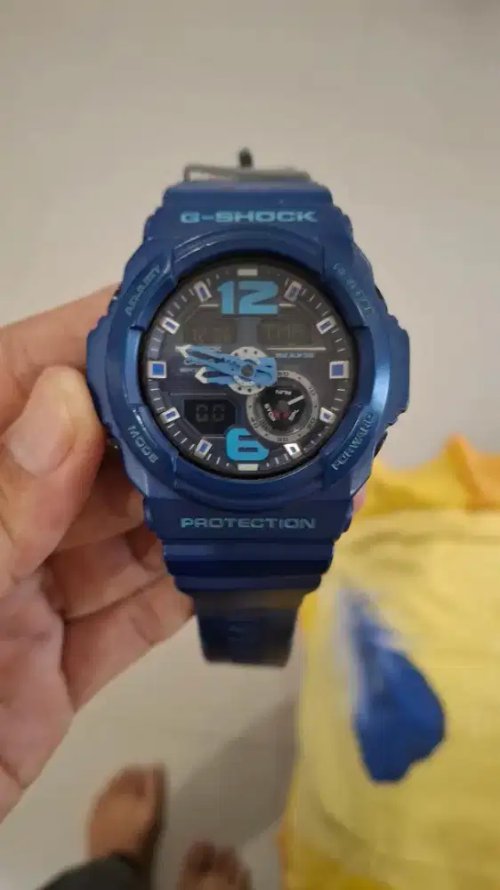 Dijual 2 unit jam tangan original merk G-SHOCK & BABY-G