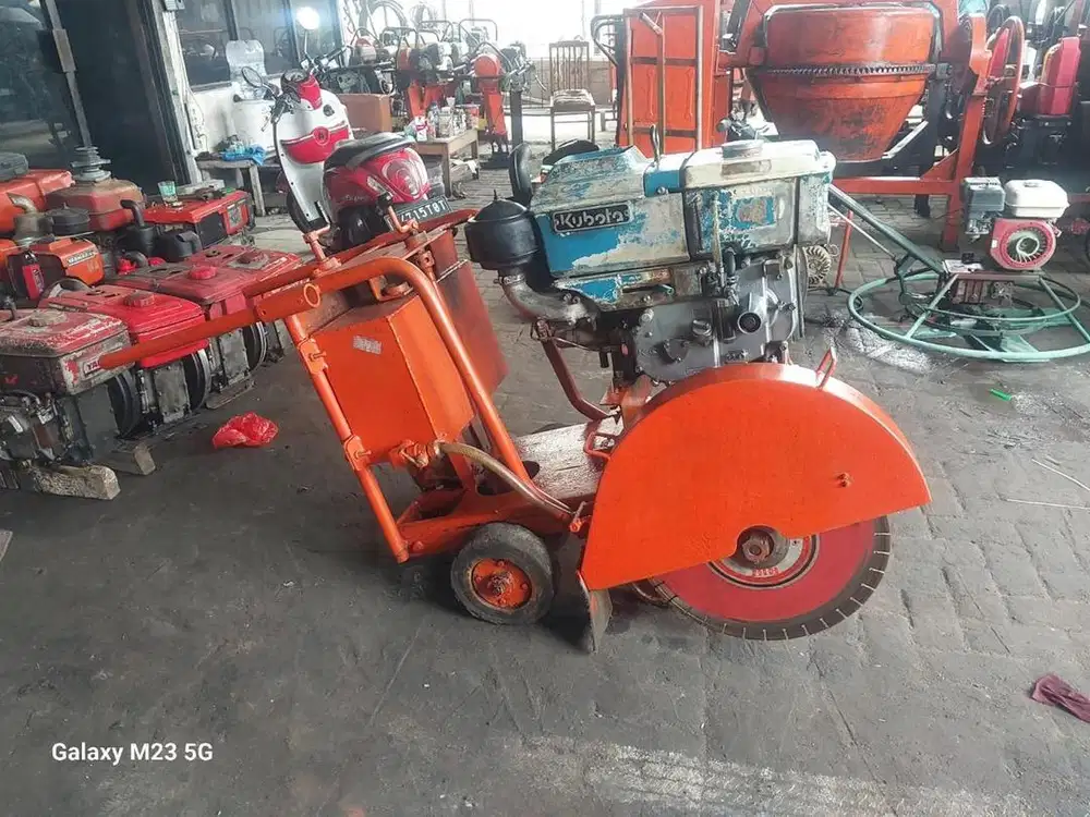 [MURAH] SEWA BETON CUTTER PEMOTONG BETON