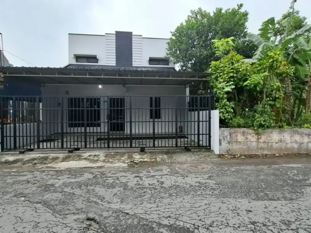 Dijual Rumah 2 Lantai Siap Huni - Lokasi Strategis Yogyakarta