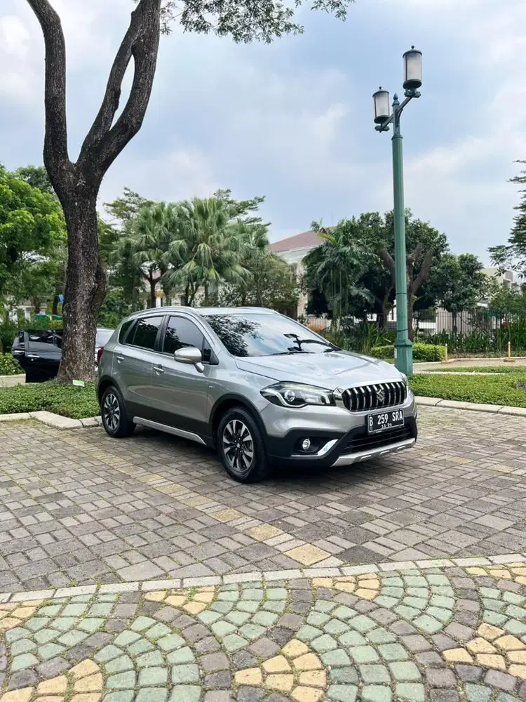 Suzuki S Cross SX4 2021/2020 KM Low Like New Bagus Mulus Terbaru Murah