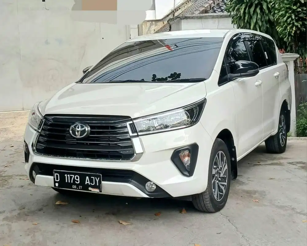 INNOVA REBORN G 2.4 AT 2022 DIESEL LowKM 26rb RECORD TOYOTA BANDUNG