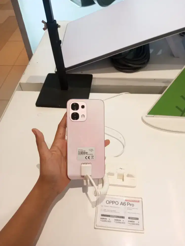 OPPO A6 Pro 8-128GB