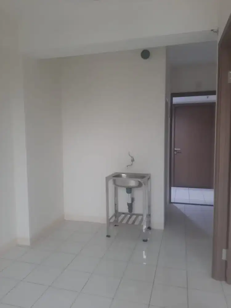 Jual Unit 2 bedroom kosongan Apartemen Podomoro Golf View