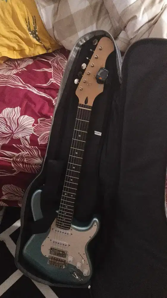 jual gitar Donner seri dst-152R blue