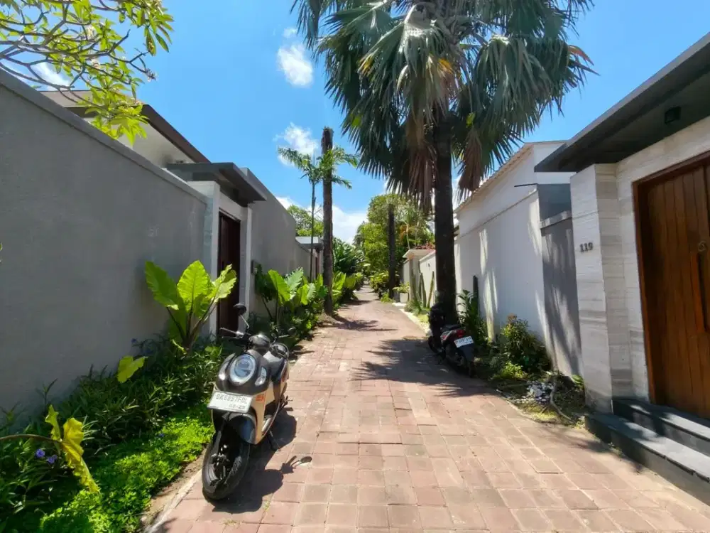 Di jual Modern Villa komplek Lokasi bumbak umalas