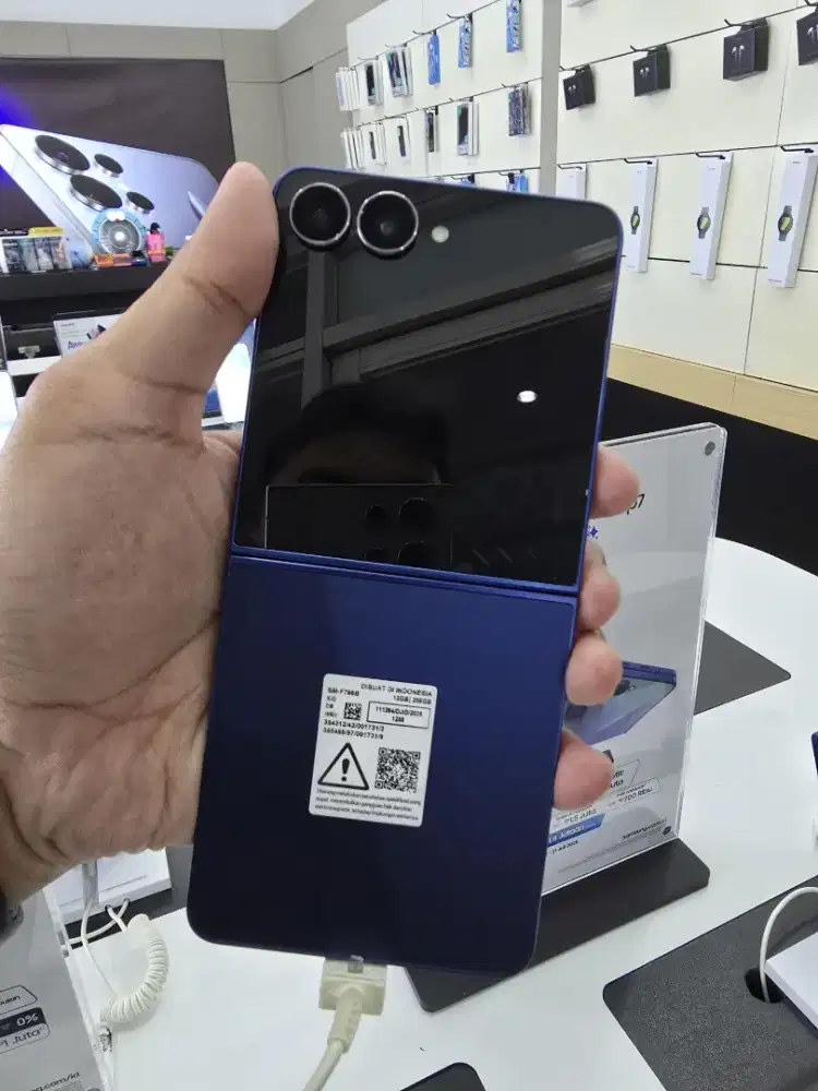 SAMSUNG Z FLIP 7 5G | BISA CICILAN TANPA DP | GARANSI RESMI SEIN