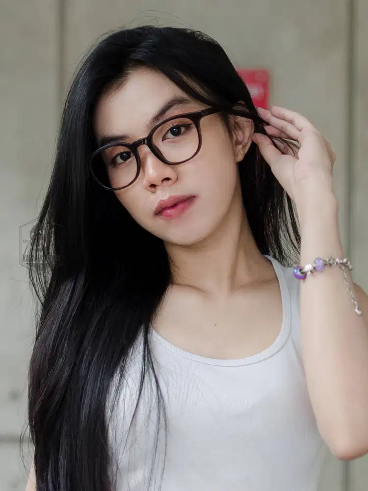 Kacamata Jogja - Kacamata Kotak Simple Minimalis - Haira 05