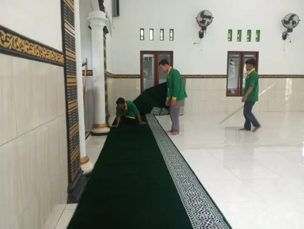 Ambal Sajadah Karpet Masjid Termurah. Tersedia Lokal maupun Import