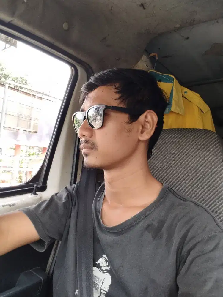 Cari kerja sebagai driver, sim b1