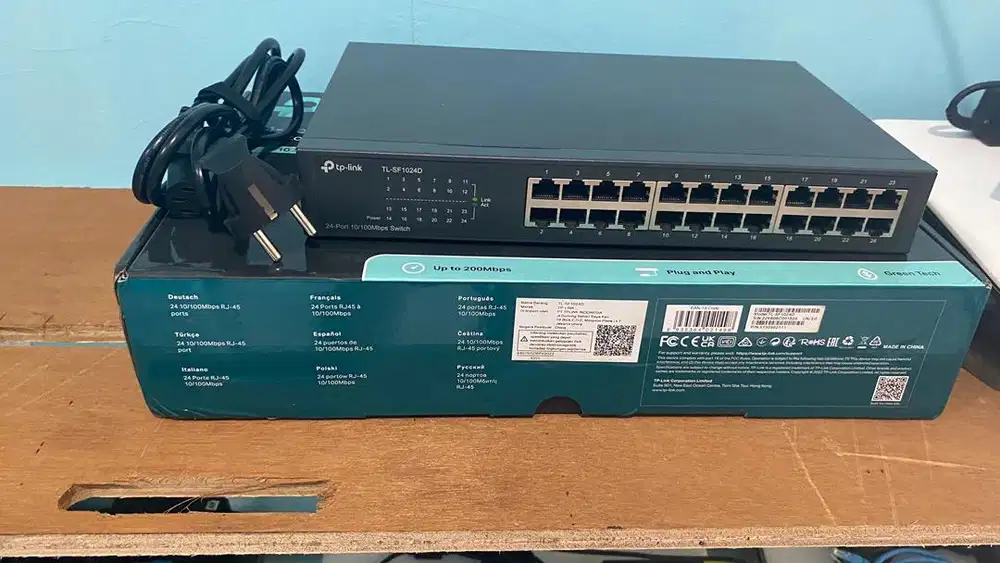 Switch TP-Link TL-SF1024D 24 Port 10/100Mbps Second