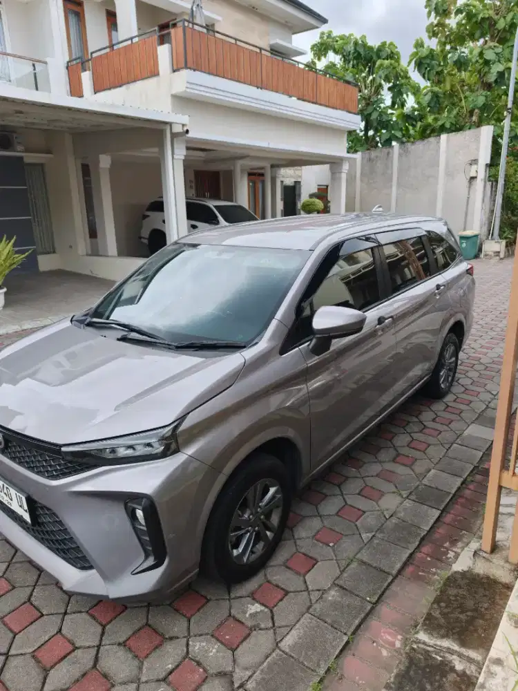 Jual Daihatsu Xenia 1.3 R CVT 2023