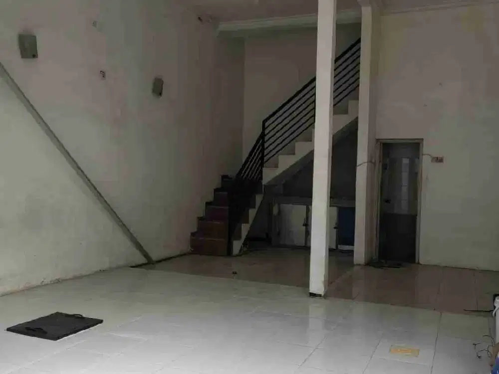 Disewakan Ruko 2 lantai di Surabaya Timur