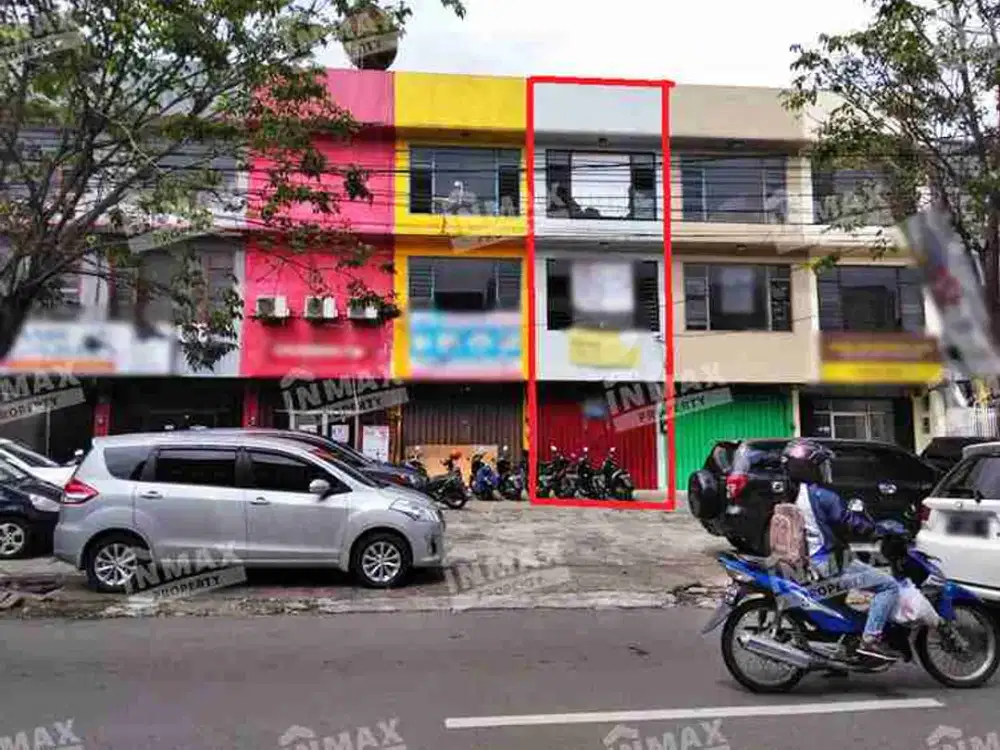 Ruko sewa Jalan Ciliwung, 3 Lantai,Nol Jalan , Parkiran luas