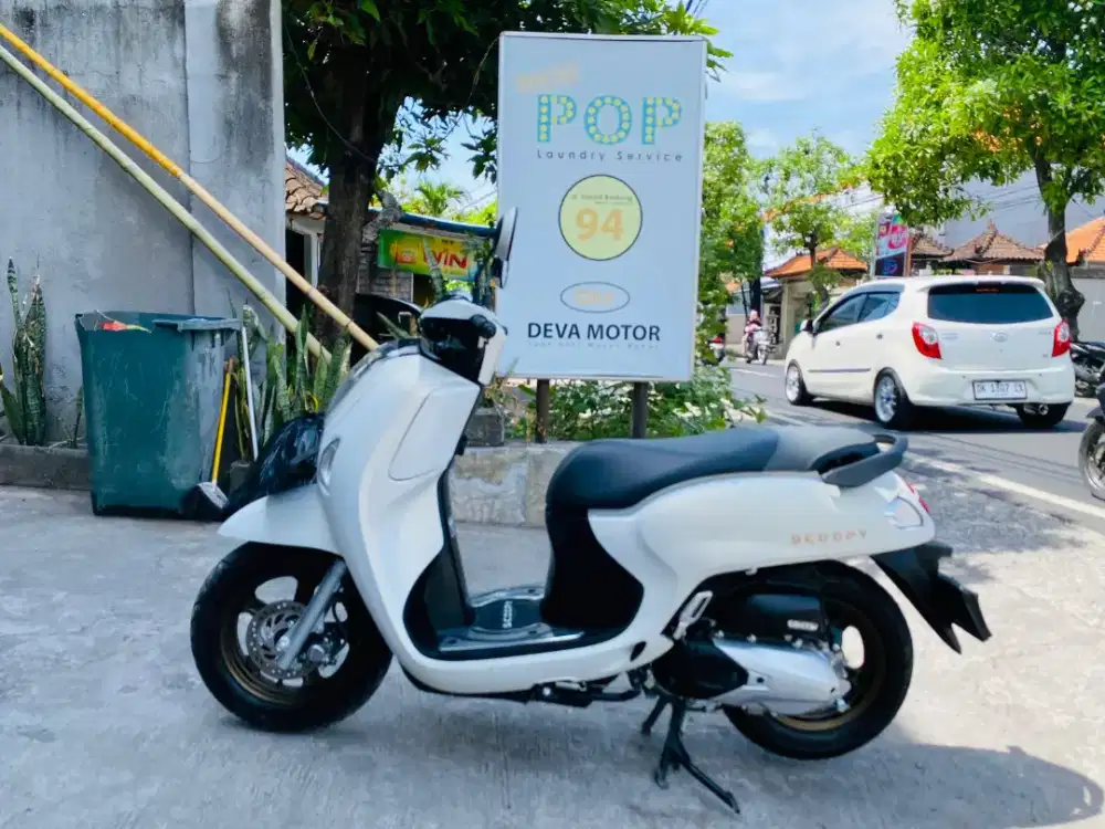 Scoopy energetic 2025 putih Deva motor