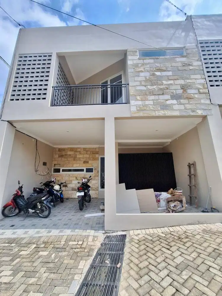 Rumah Kost 10 Kamar area Kampus Unisma Perumahan Tata Surya Dinoyo