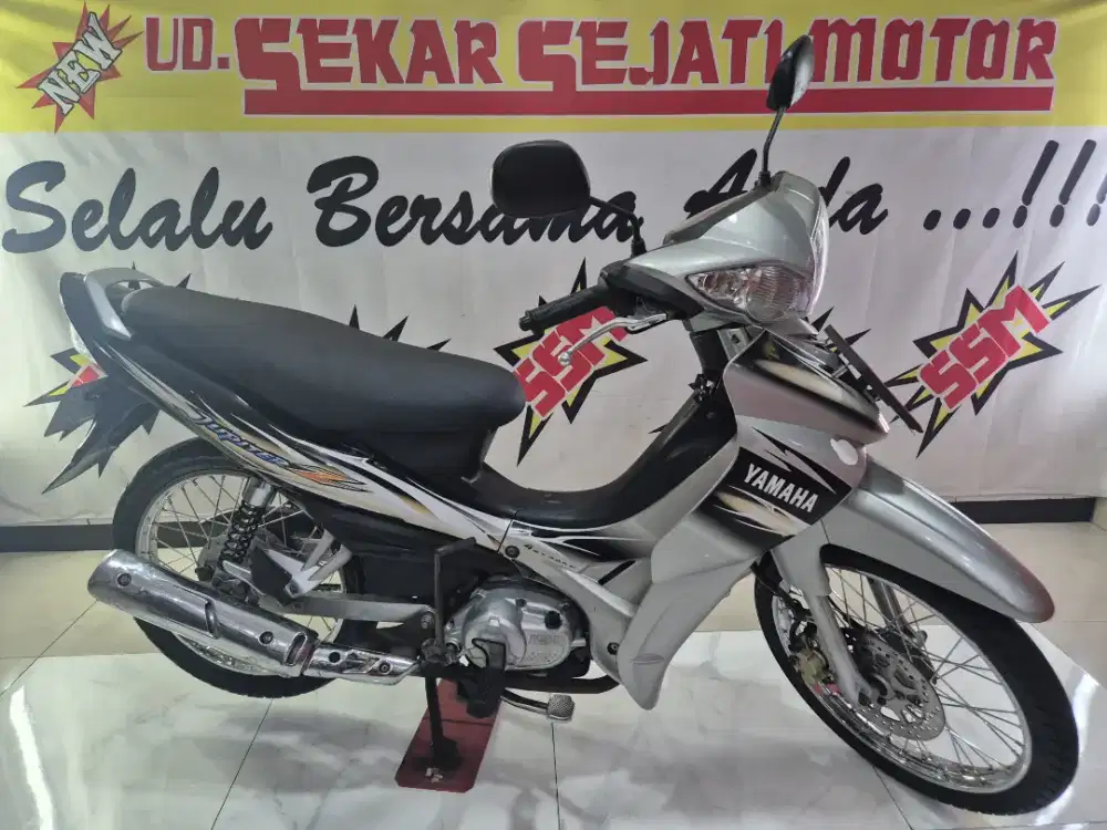 Jupiter spoek plat L istimewa