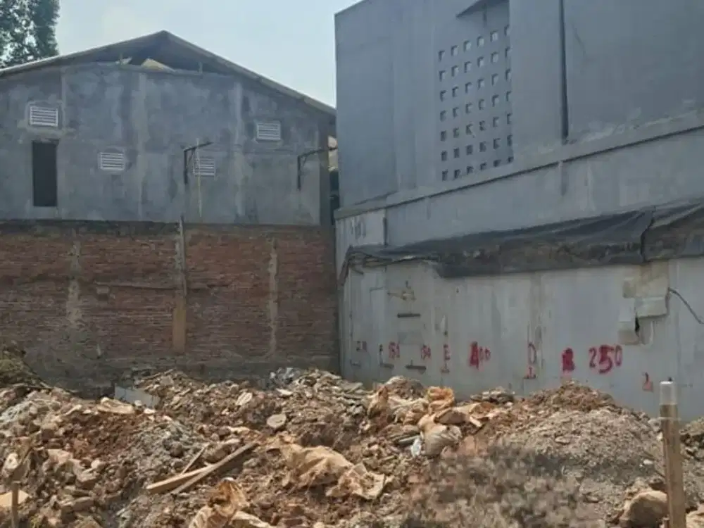 Dijual Cepat Kavling di Meruya,Jakbar LT.250m2 Hadap Jalan Raya