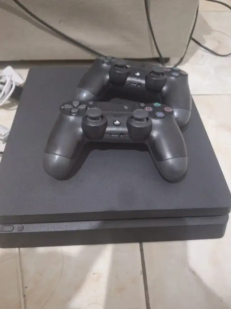PS 4 Slim 1 Tera