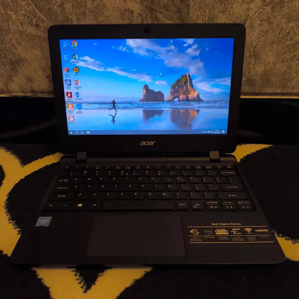 Laptop Acer A311-31 RAM 10GB Istimewa