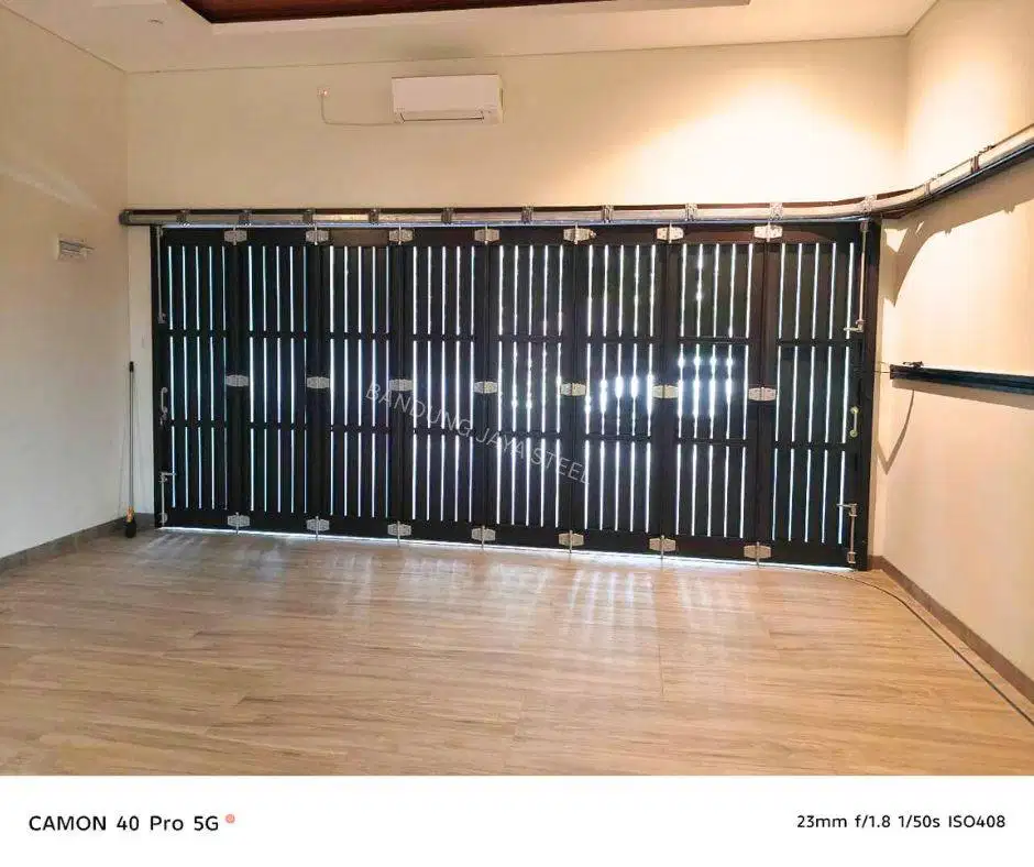 Pintu Garasi Henderson sliding tikung, modern minimalis | bandung