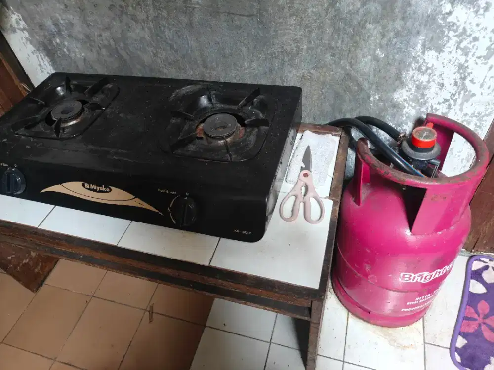 Kompor Gas 2 tungku Fullset+tabung 12kg isi