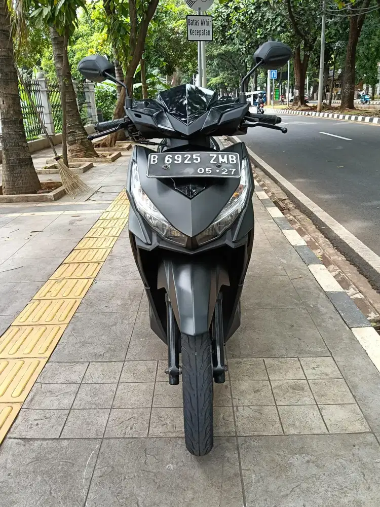DIJUAL CASH HONDA VARIO 150 CBS THN 2017 PAJAK IDUP SIAP PAKAI